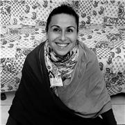 J'accompagne les personnes a travers l'éthique du yoga, le Hatha Yoga, appris en Inde où j'y ai vécu 5 ans.
Découvre ton corps physique et de ses limites, mais aussi à te Re-connecter à qui tu es vraiment. Libération de blocages physique, mental et  émoti
